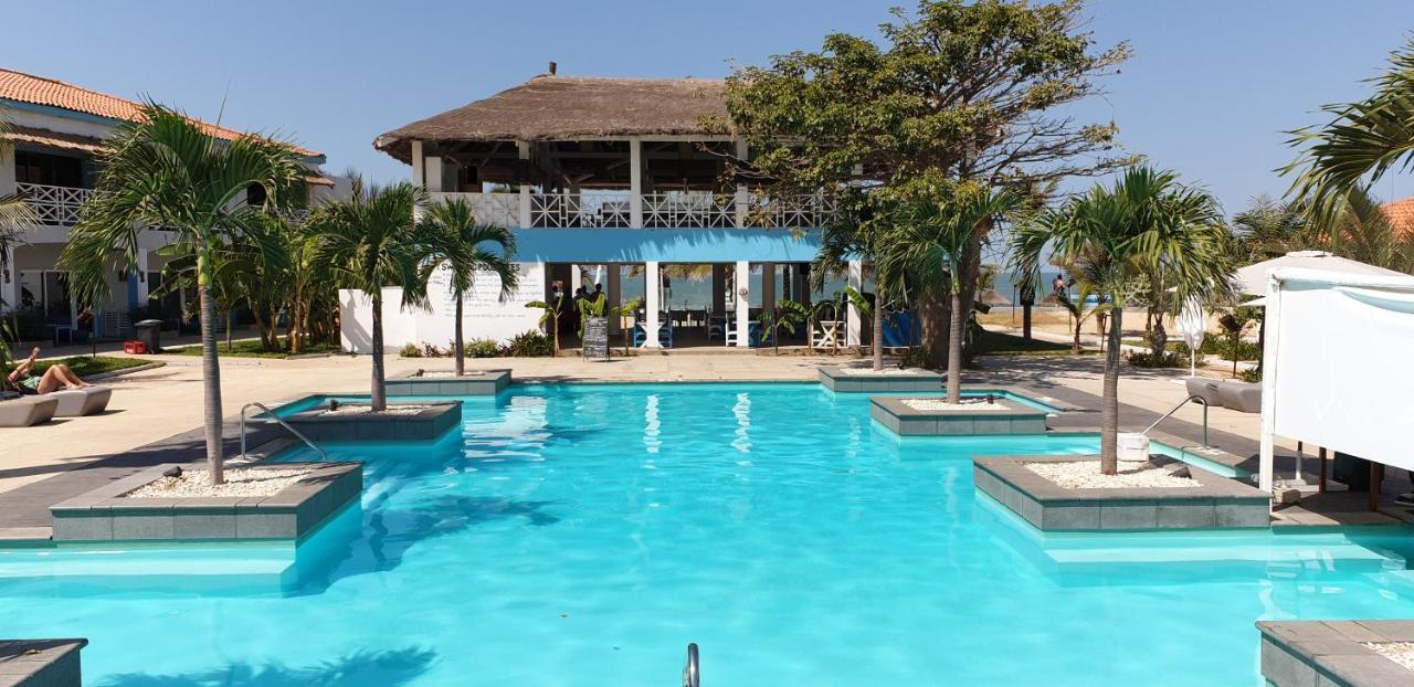 Djembe Beach Resort Кололі Екстер'єр фото