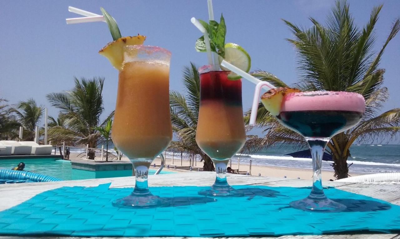 Djembe Beach Resort Кололі Екстер'єр фото