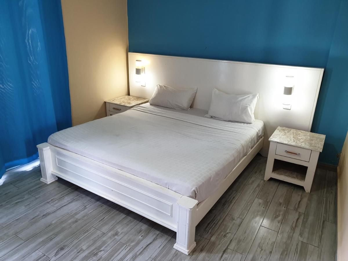 Djembe Beach Resort Кололі Екстер'єр фото