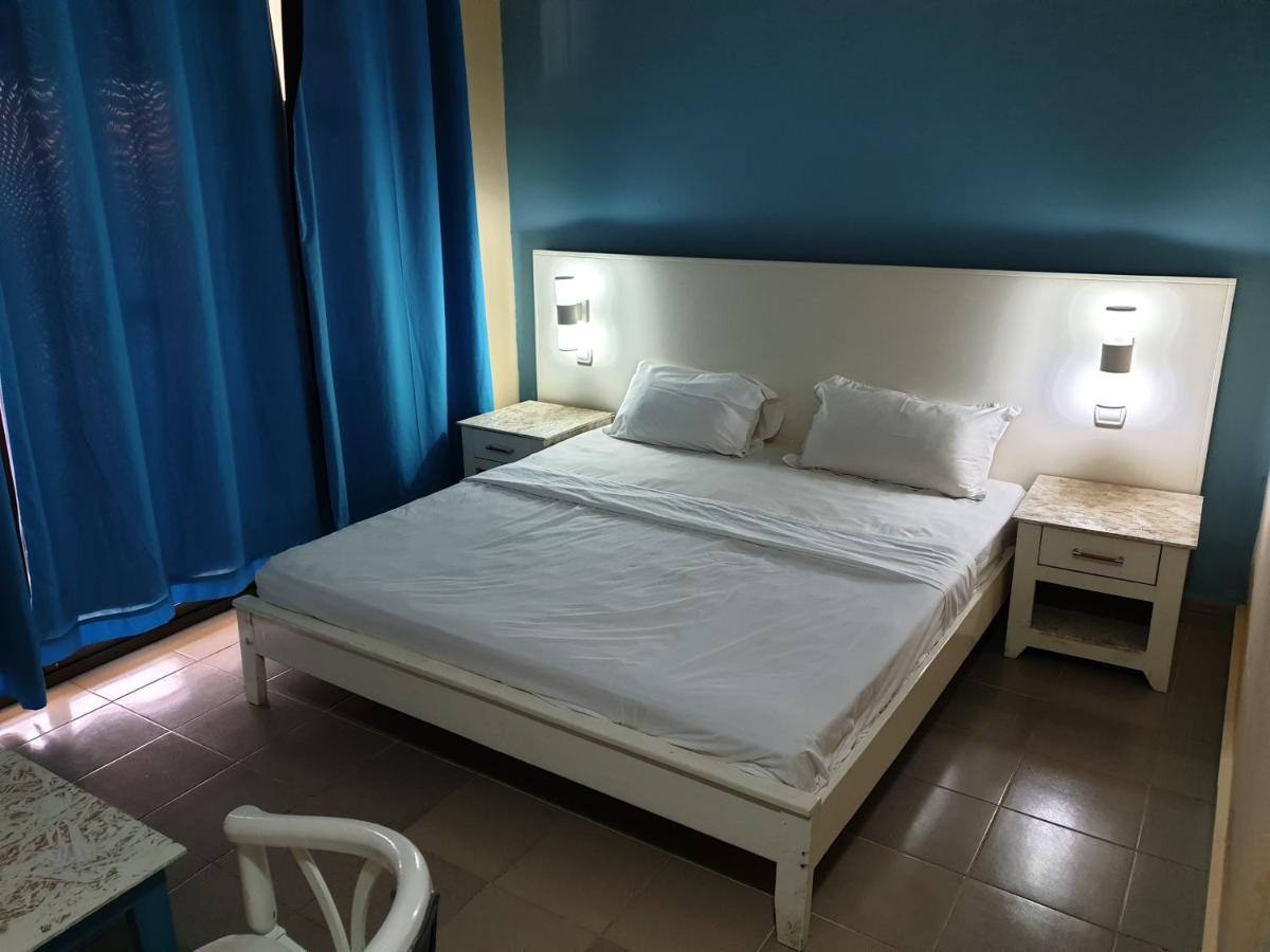 Djembe Beach Resort Кололі Екстер'єр фото