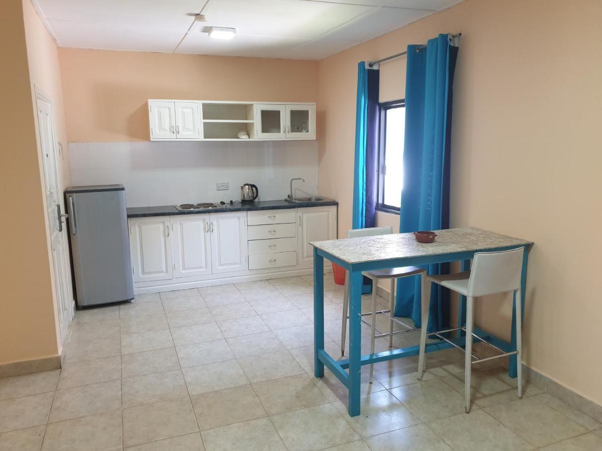 Djembe Beach Resort Кололі Екстер'єр фото