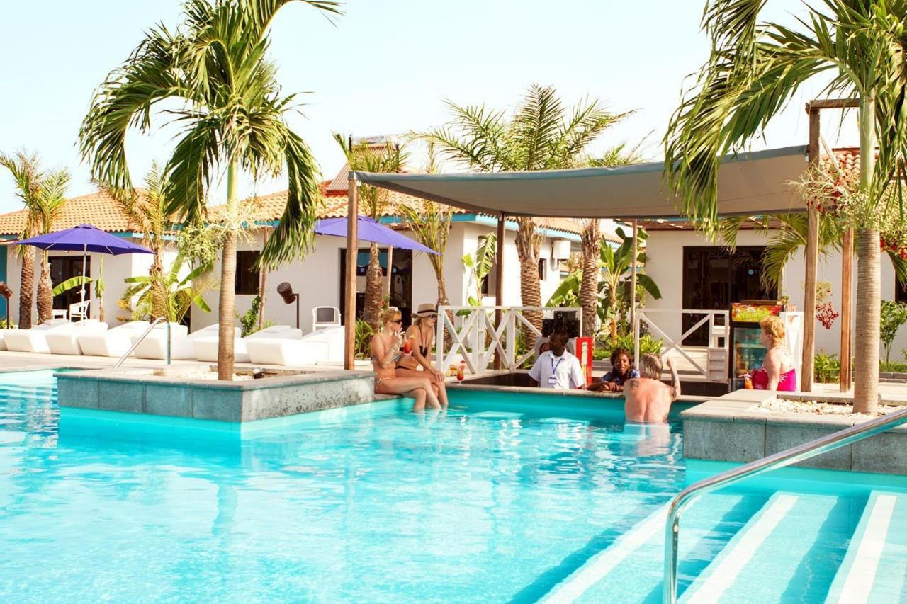 Djembe Beach Resort Кололі Екстер'єр фото